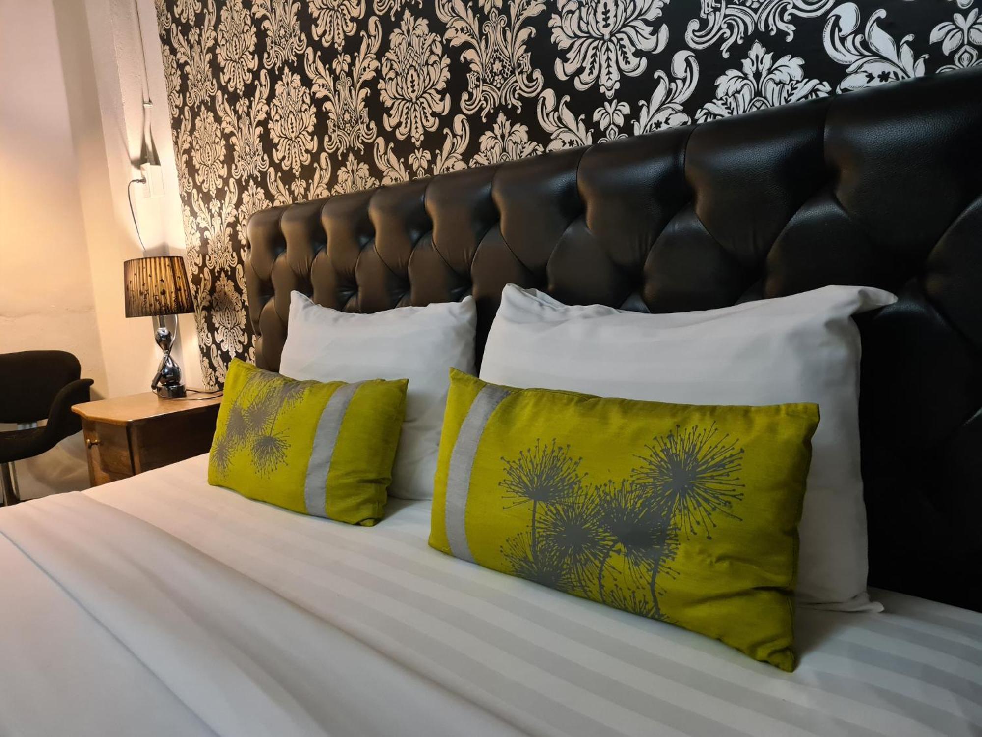 The 8 Factory Hotel Phitsanulok Exterior photo