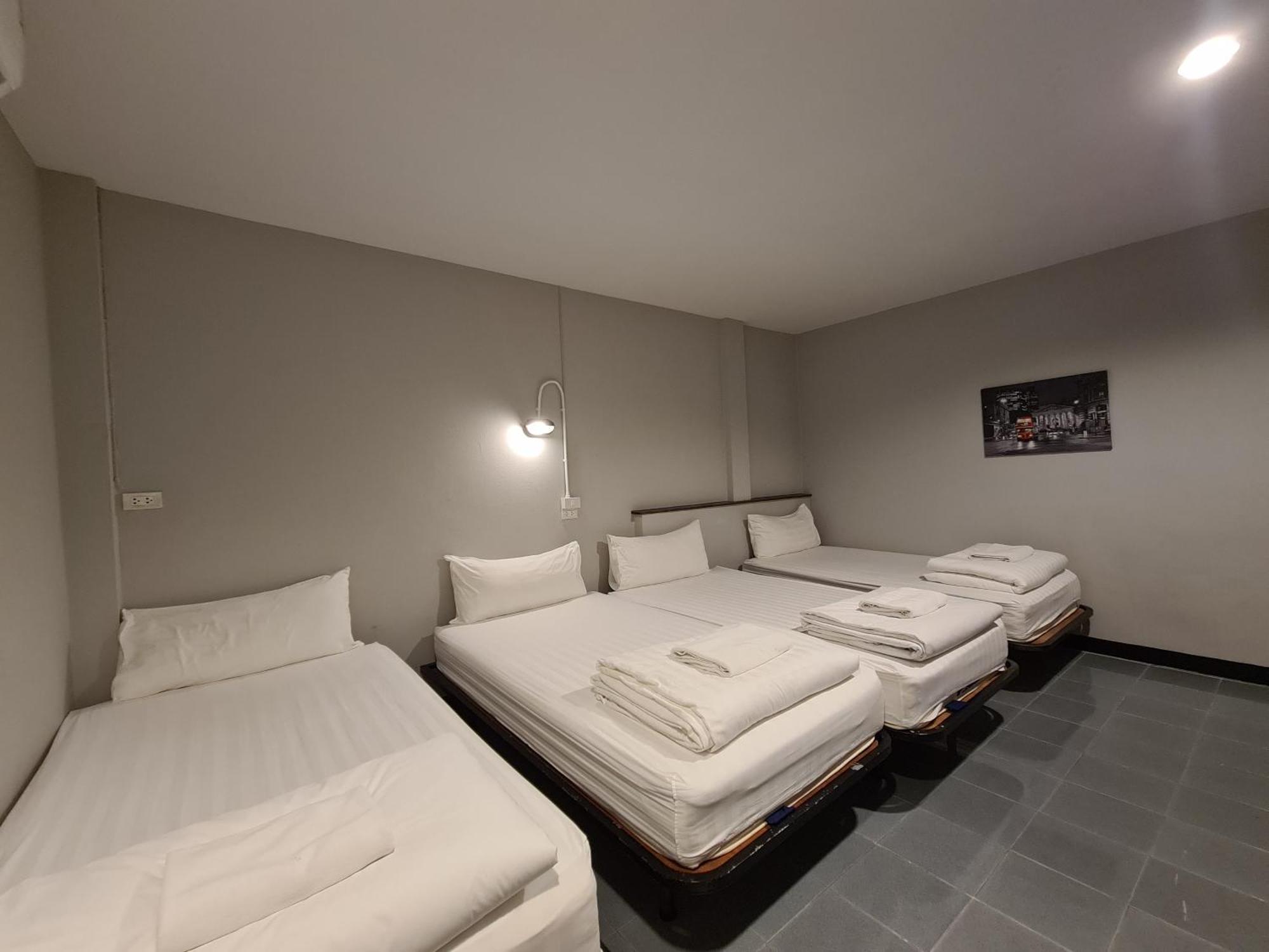 The 8 Factory Hotel Phitsanulok Exterior photo