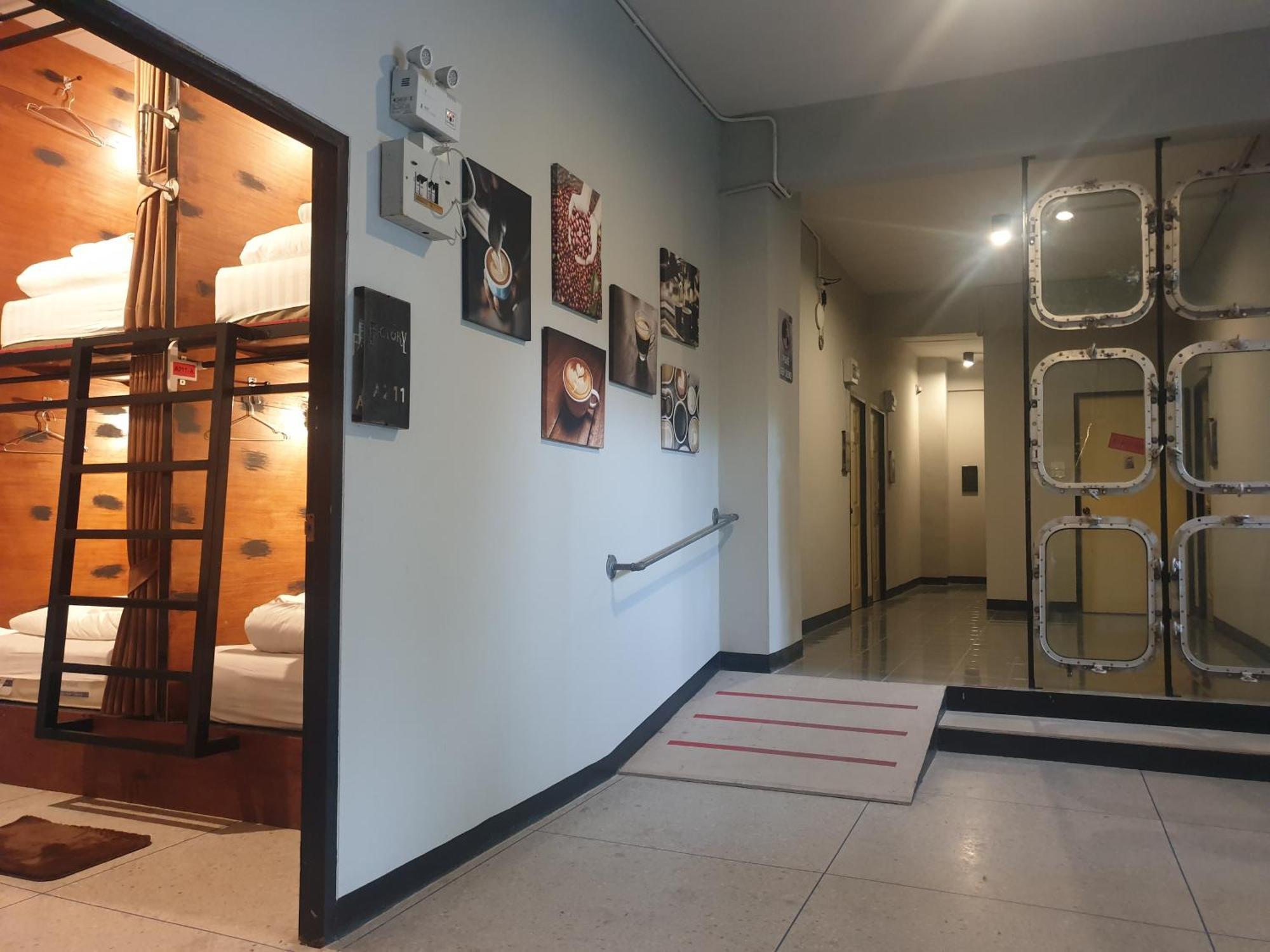 The 8 Factory Hotel Phitsanulok Exterior photo